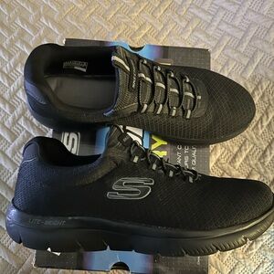 Skechers Black Lightweight Sneakers